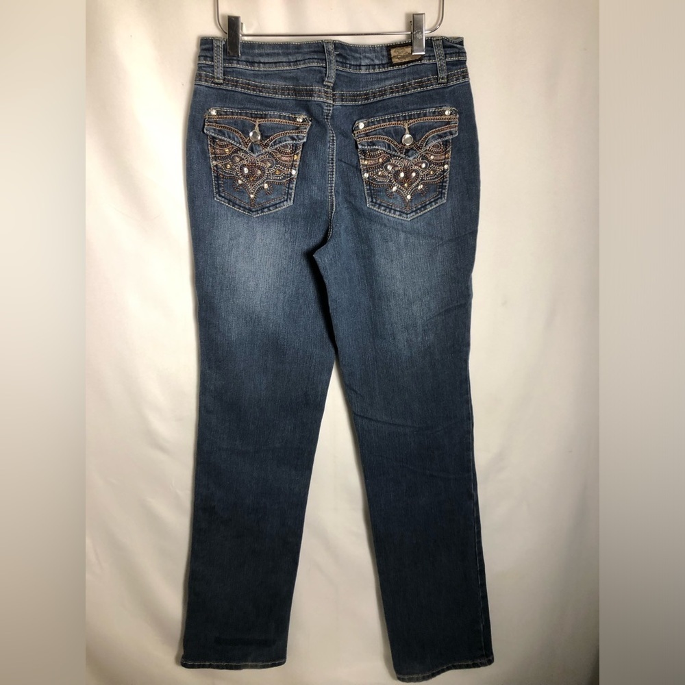 Women’s Earl Jeans. Size 8. ( 30”/31”).